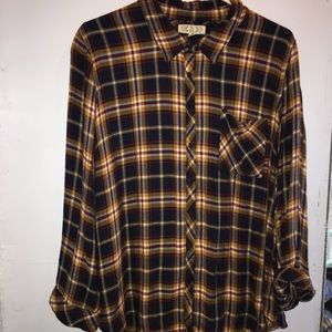 Flannel women’s soft high low shirt.
